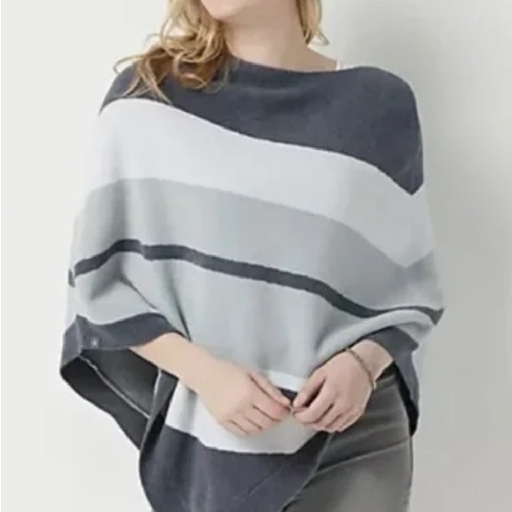 Barefoot Dreams CozyChic‎ ultra lite ocean breeze poncho gray stripe one size
